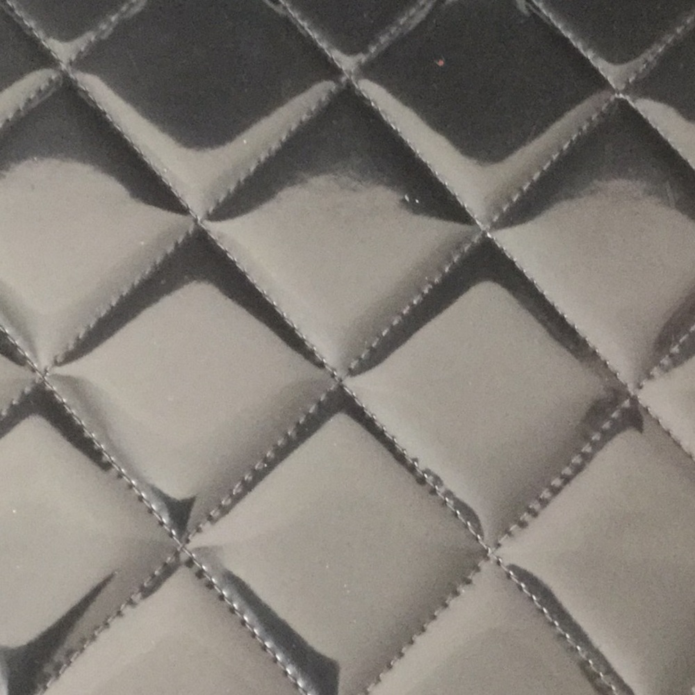 CHANEL Vintage Quilted Patent Leather Large Lunch Box Bag !Rare! - Picture 6 of 17